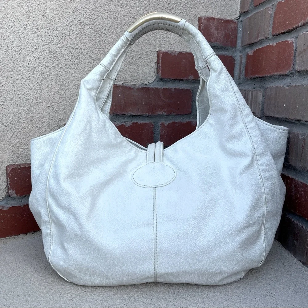 ANTONIO MELANI Ivory Leather Hobo with Gold-Tone Accent
